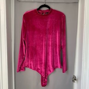NWT Pink velvet bodysuit NY&Co